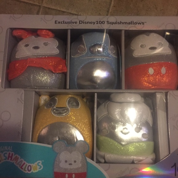 Disney exclusive 100 squishmallows set - Picture 4 of 5